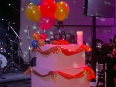 Show Torta Gigante Sorpresa